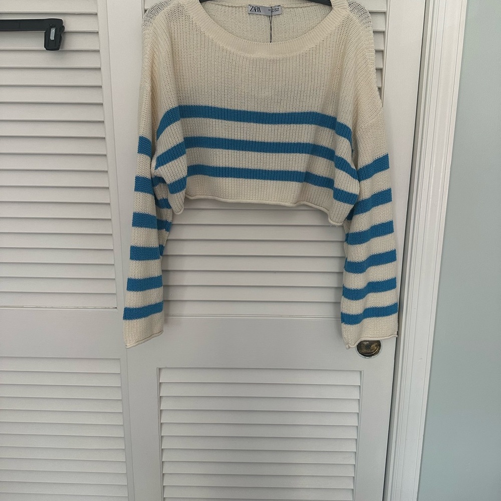 Zara Women's Cream and Blue Striped Sweater